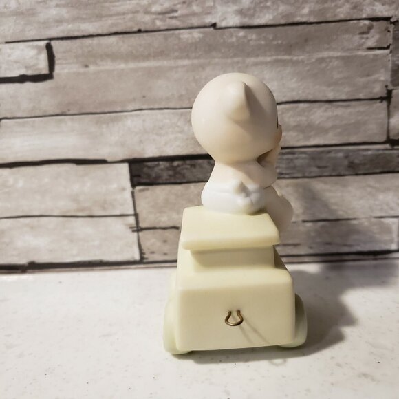 Precious Moments Baby Bear May Your Birthday Be Warm Figurine 15938 Train - Picture 4 of 5